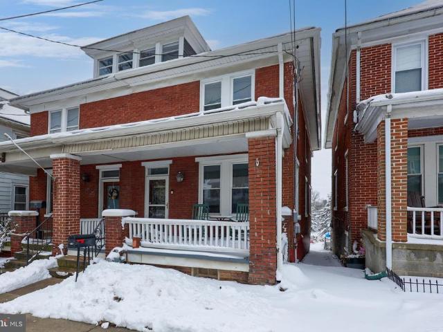 Townhouse for sale in Red Lion, Pennsylvania