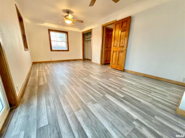 House for sale in Kell, Illinois