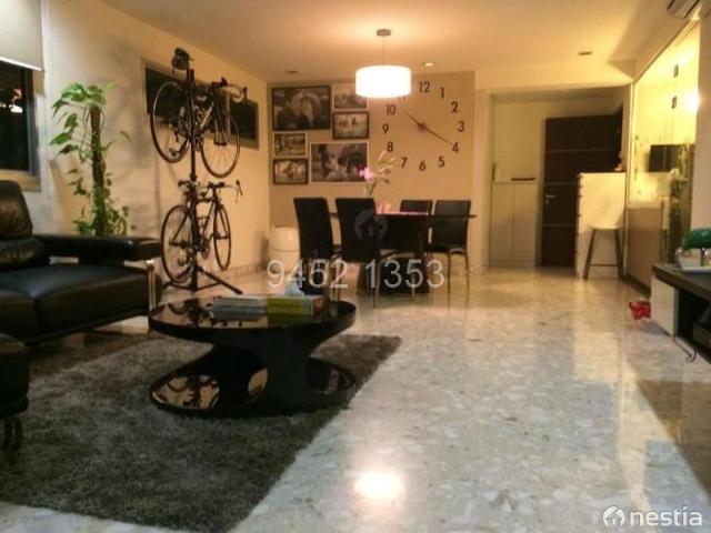 Apartment for sale in 19 North East, Hougang