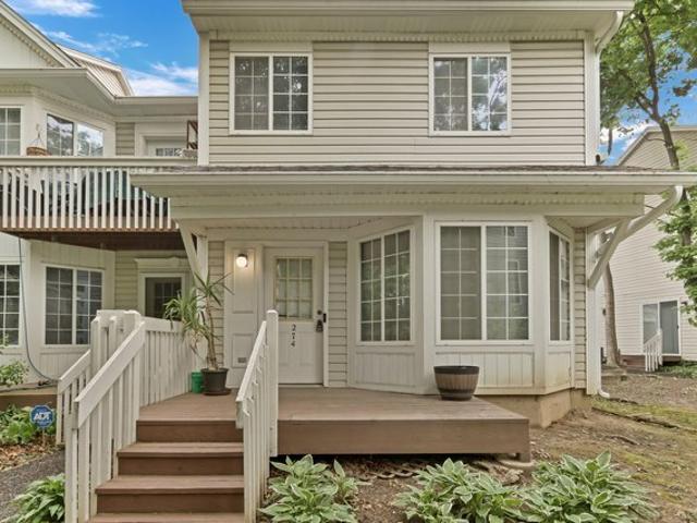 Condo for sale in Round Lake, Illinois
