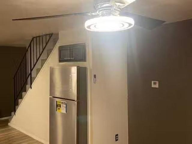 Condo for rent in Dayton