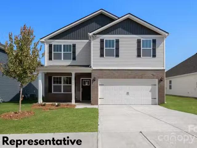 House for sale in Hendersonville