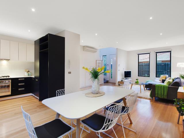 House for rent in Carnegie, Melbourne