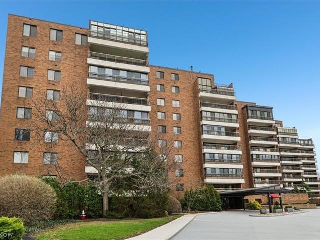 Condo for sale in Beachwood, Ohio