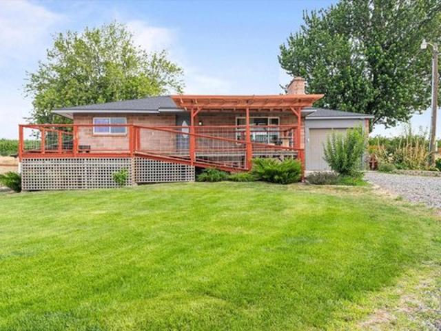 House for sale in Benton City, Washington