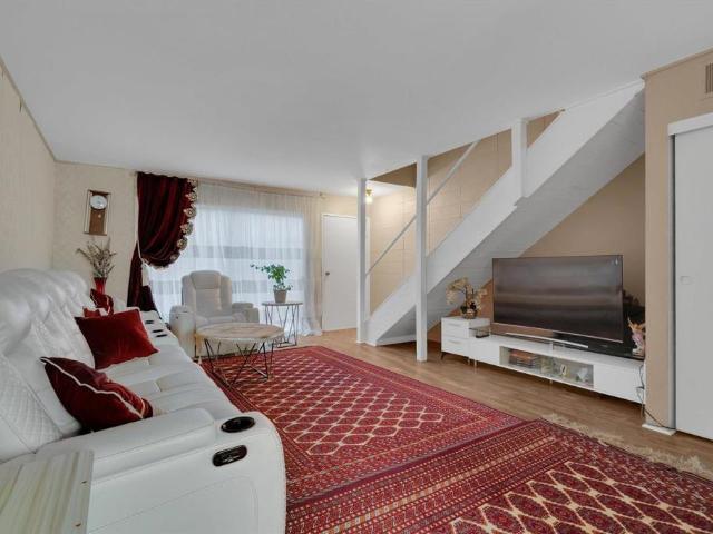 Townhouse for sale in Hayward, Alameda County