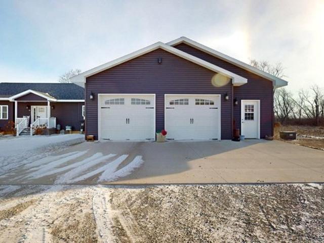 Farm for sale in Marble Rock, Iowa