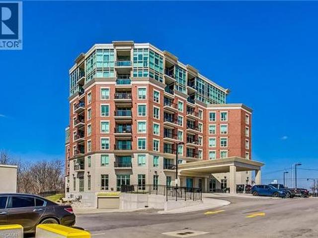 Condo for sale in Ancaster, Ontario