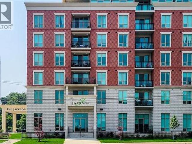 Condo for sale in Ancaster, Ontario