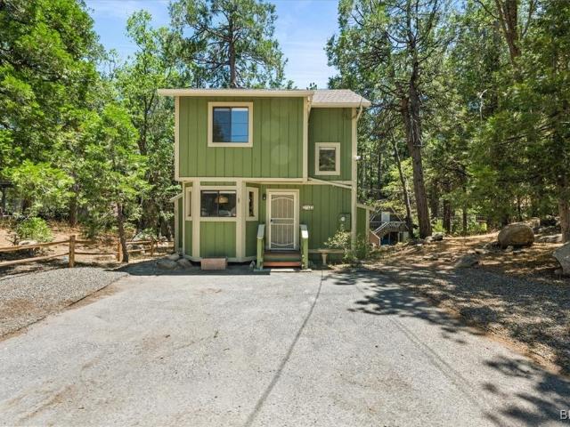 House for sale in Cedar Glen, California