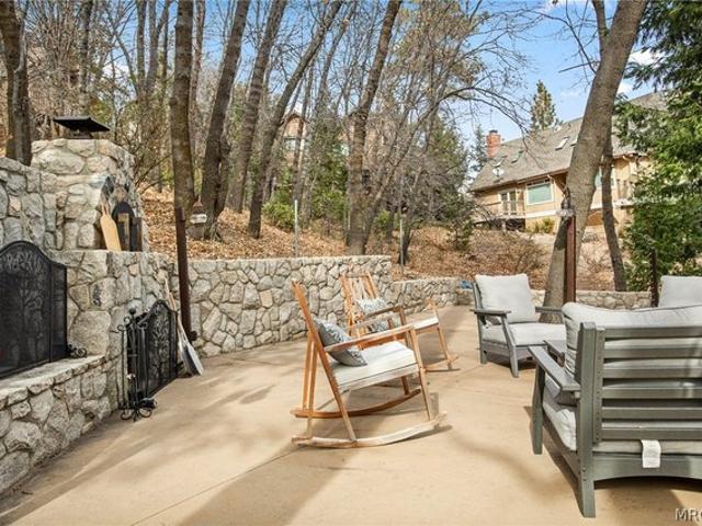 House for sale in Cedar Glen, California