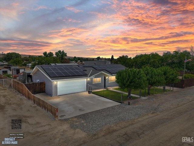 House for sale in Taft, Kern County
