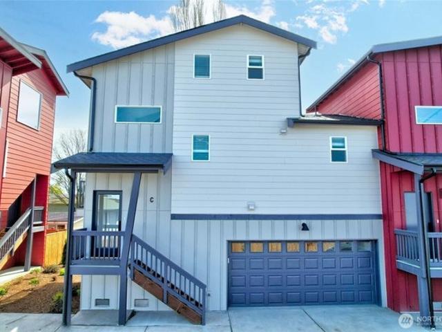 Townhouse for sale in Stanwood, Washington