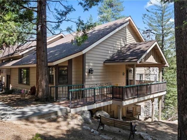 Condo for sale in Lake Arrowhead Condo for sale in Lake Arrowhead