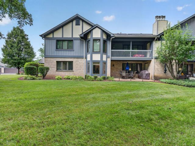 Townhouse for sale in Joliet, Illinois