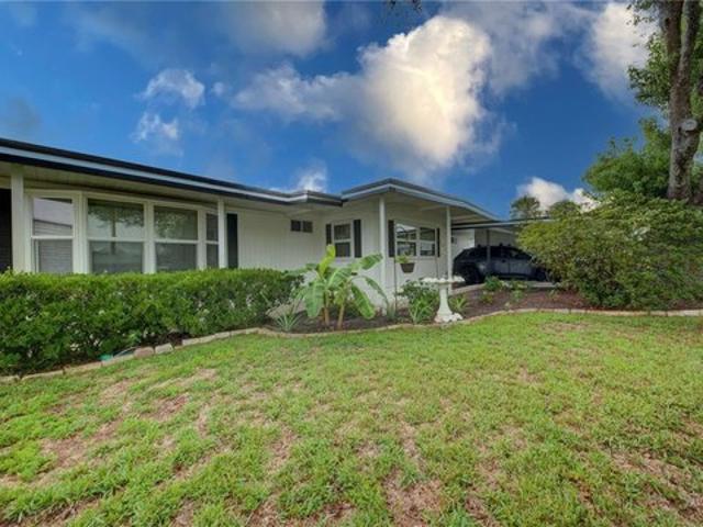 House for sale in Tavares, Florida