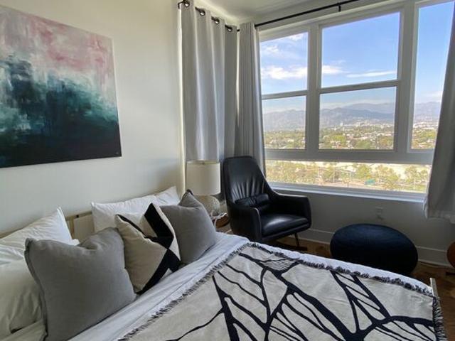 Property for rent in Canoga Park, California