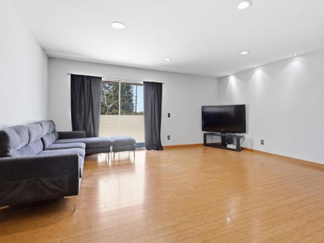 Condo for sale in Oxnard, California