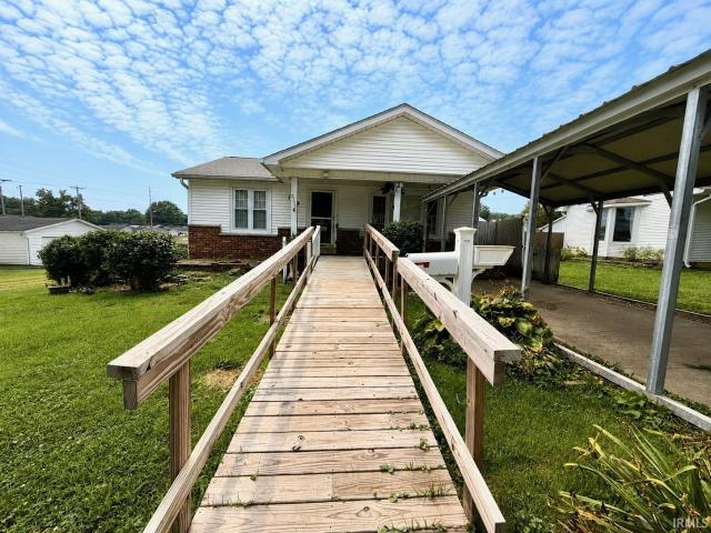 House for sale in Bedford, Indiana