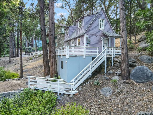 House for sale in Cedar Glen, California