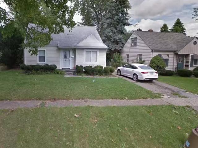 Condo for rent in Flint