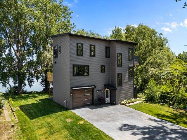 House for sale in Suamico, Wisconsin