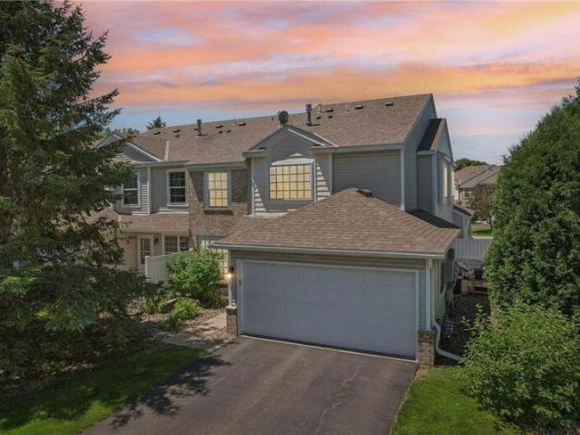 Townhouse for sale in Chaska