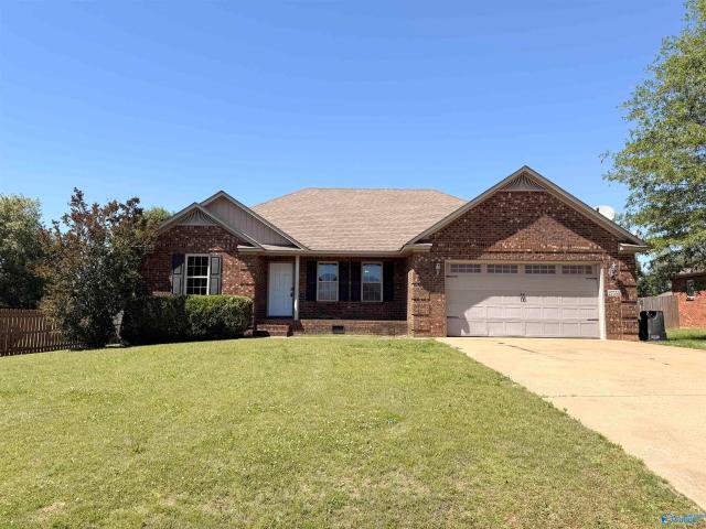 House for sale in Elkmont, Alabama