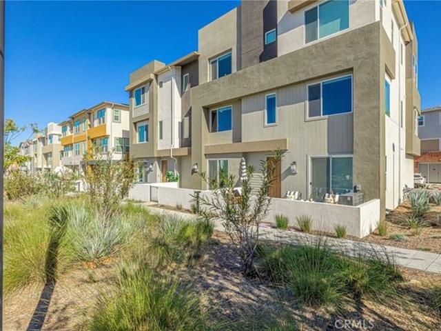 Condo for sale in Stevenson Ranch, California