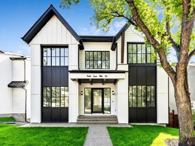 House for sale in Charleswood, Calgary