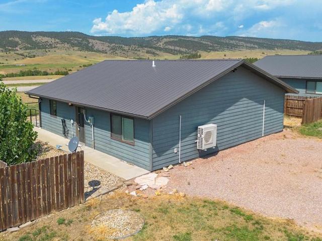 House for sale in Hot Springs, Fall River County