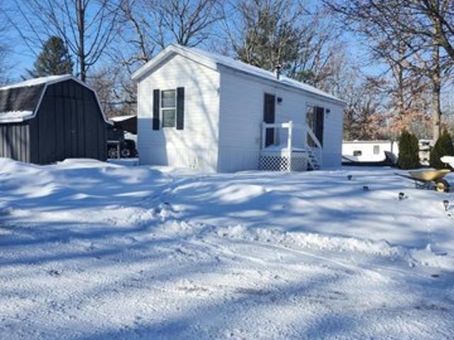 House for sale in Houghton Lake, Michigan