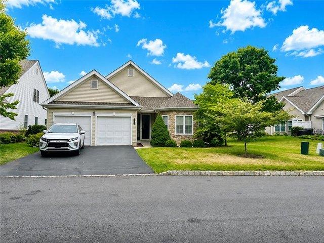 Condo for sale in Lehigh, Pennsylvania