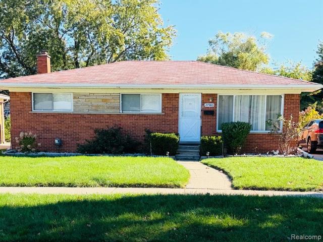 House for sale in Warren, Macomb County