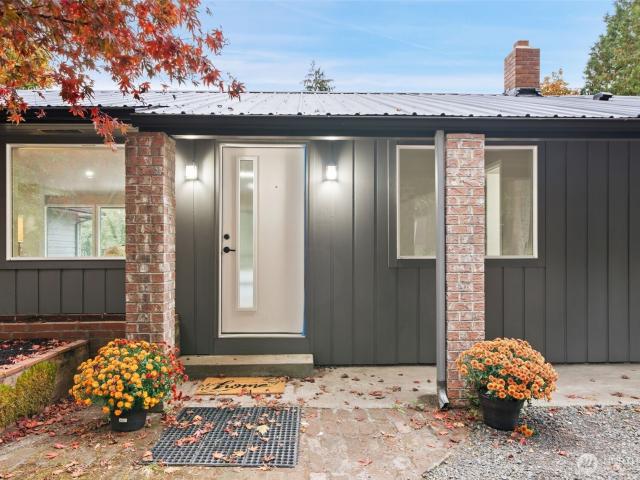House for sale in Kingston, Washington