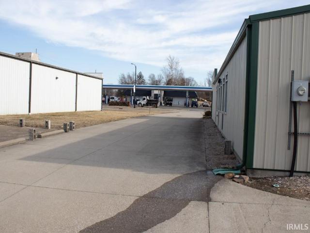 Commercial for sale in Vincennes, Indiana