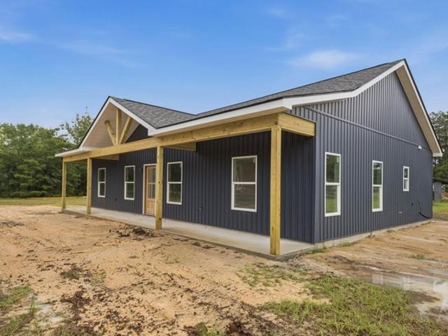 House for sale in Roberta, Georgia