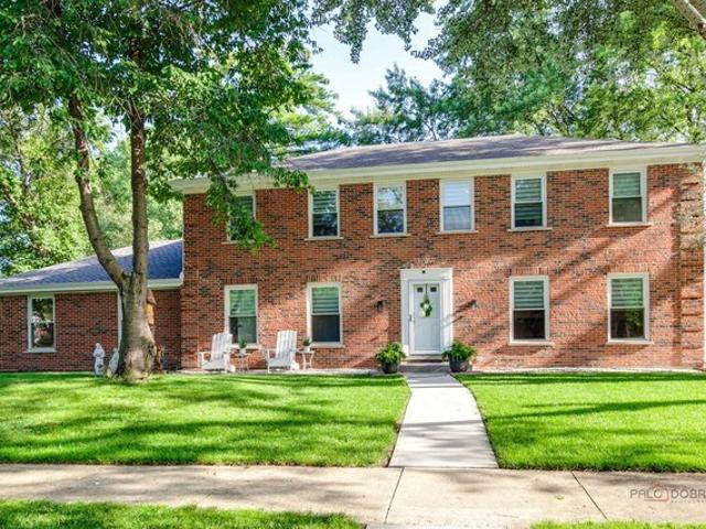 House for sale in Northbrook, Illinois