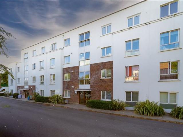 Apartment for sale in Lucan, North Tipperary