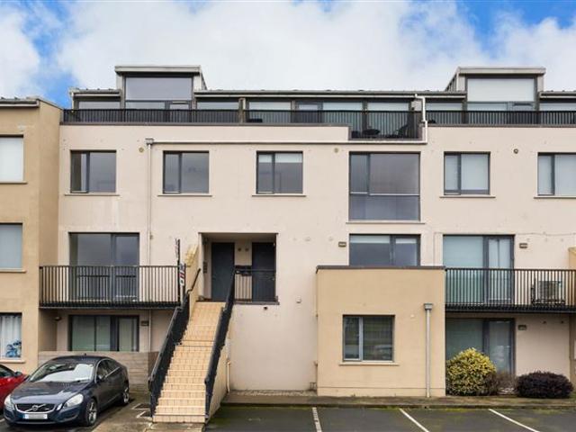 Duplex for sale in Bluebell, North Tipperary