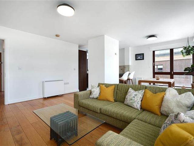 Apartment for sale in Bluebell, North Tipperary