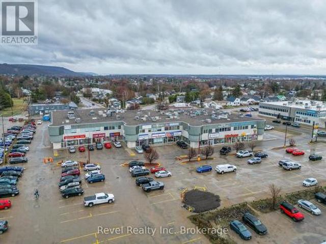 Commercial for rent in North Bay, Ontario