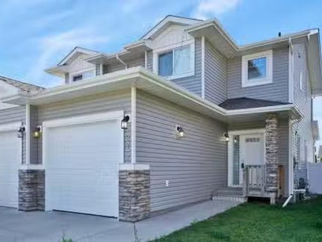 House for sale in Blackfalds