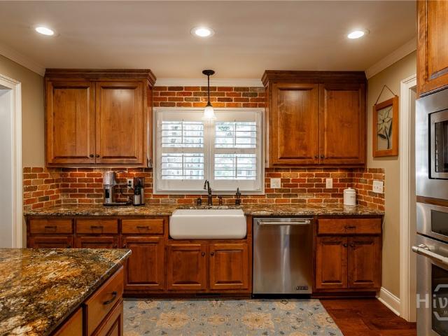 House for sale in Davis Estates, Athens