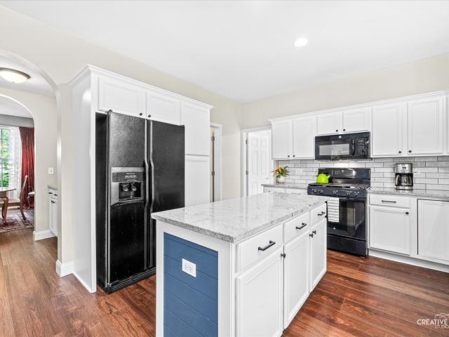 House for sale in Sugar Grove, Kane County