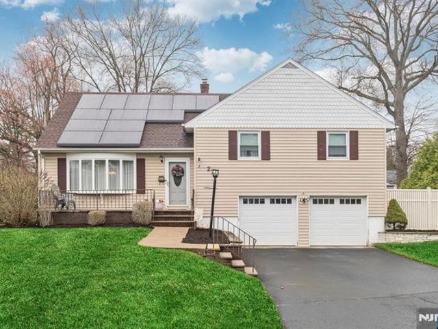House for sale in Norwood, New Jersey