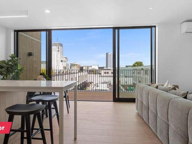 Apartment for sale in Heathcote, Canterbury