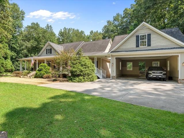 House for sale in Haralson, Georgia