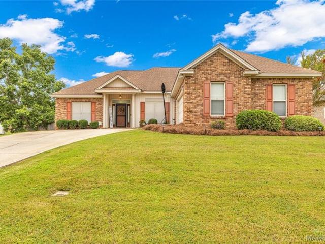 House for sale in Elmore, Alabama