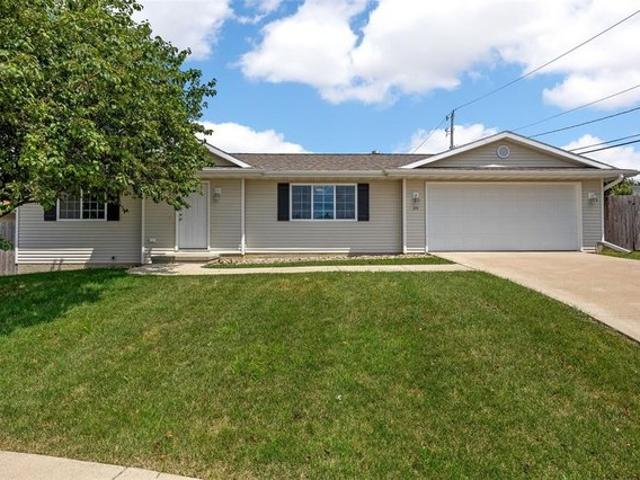 House for sale in Linn, Iowa
